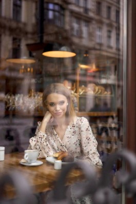 Róża Augustyniak — Stylistka | +48 502 708 620